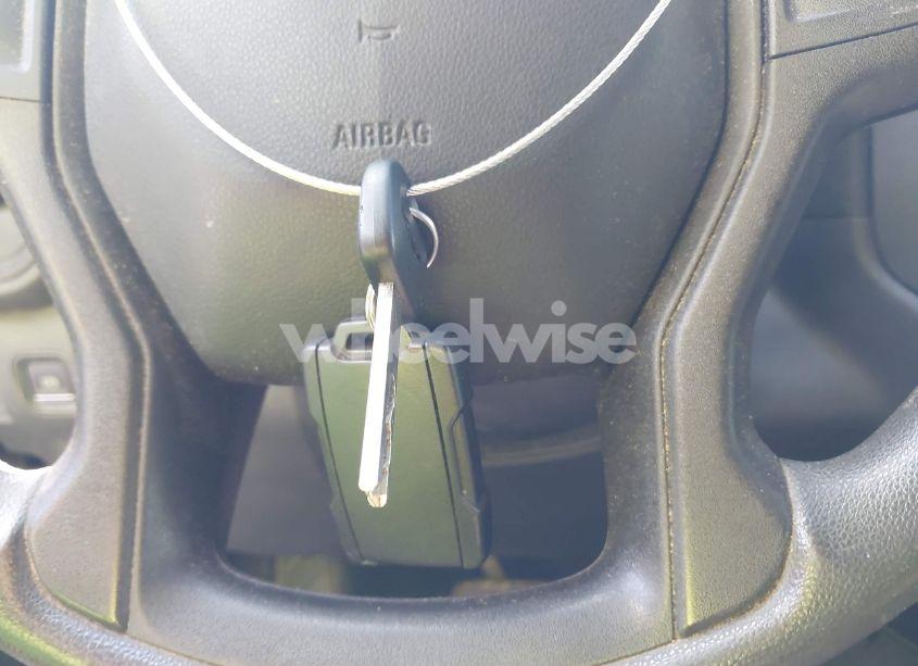 Photo 11 of 2021 Chevrolet Silverado 1500 4WD SHORT BED CUSTOM (VIN 3GCPYBEK5MG240529)