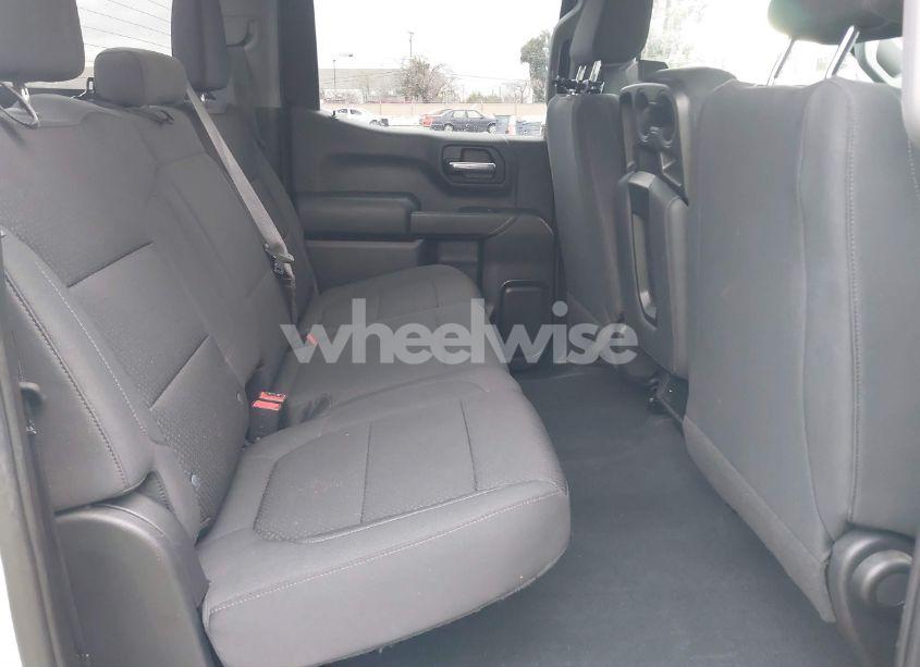 Photo 8 of 2021 Chevrolet Silverado 1500 4WD SHORT BED CUSTOM (VIN 3GCPYBEK5MG426362)