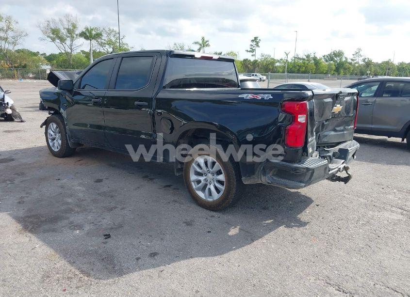 Photo 3 of 2022 Chevrolet Silverado 1500 LTD (VIN 3GCPYBEK5NG176980)