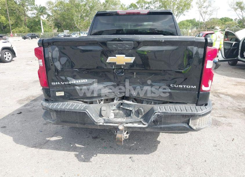 Photo 6 of 2022 Chevrolet Silverado 1500 LTD (VIN 3GCPYBEK5NG176980)