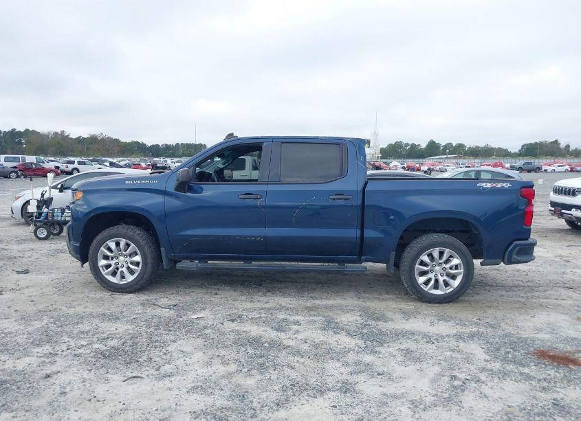 Photo 14 of 2021 Chevrolet Silverado 1500 4WD SHORT BED CUSTOM (VIN 3GCPYBEK7MG323945)