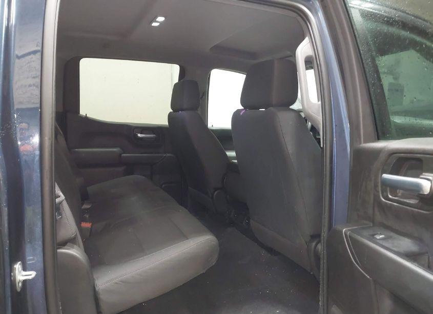 Photo 8 of 2020 Chevrolet Silverado 1500 4WD SHORT BED CUSTOM (VIN 3GCPYBEK9LG358985)