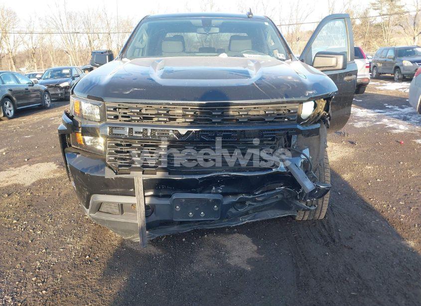 Photo 6 of 2020 Chevrolet Silverado 1500 4WD SHORT BED CUSTOM (VIN 3GCPYBEK9LG380470)