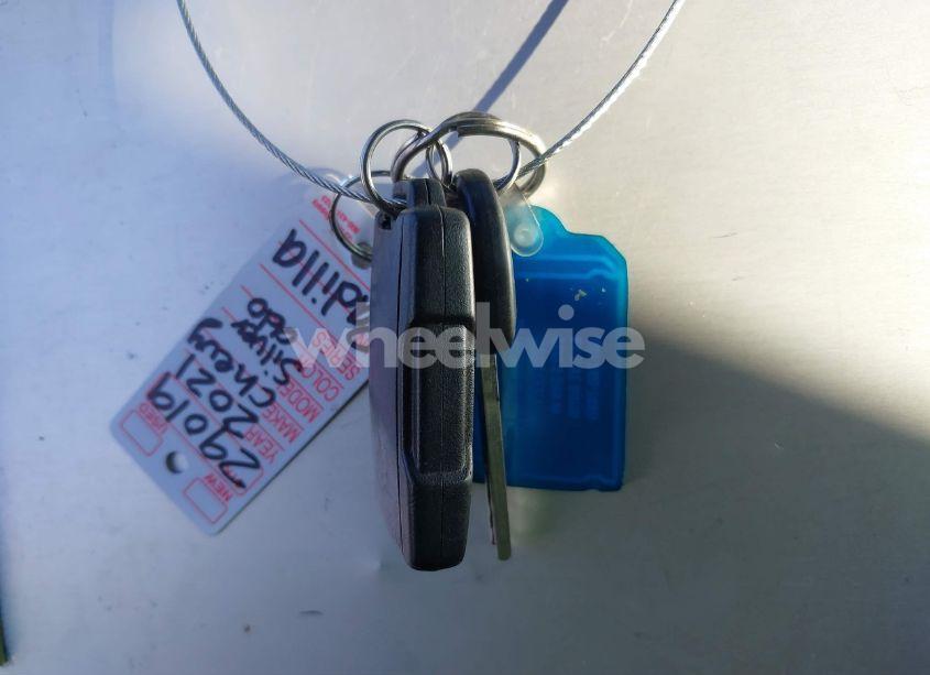 Photo 11 of 2021 Chevrolet Silverado 1500 4WD SHORT BED CUSTOM (VIN 3GCPYBEK9MG341735)