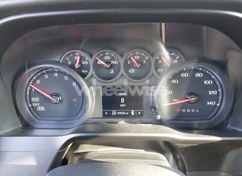 Photo 7 of 2021 Chevrolet Silverado 1500 4WD SHORT BED CUSTOM (VIN 3GCPYBEK9MG341735)