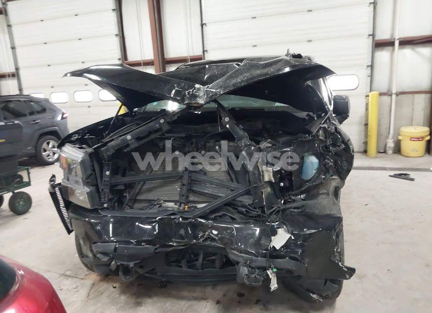 Photo 12 of 2020 Chevrolet Silverado 1500 4WD SHORT BED CUSTOM (VIN 3GCPYBEKXLG417039)