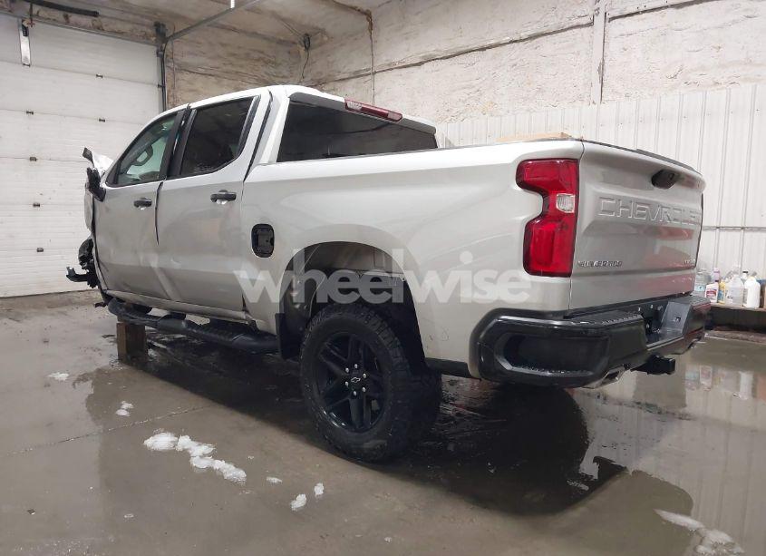 Photo 3 of 2020 Chevrolet Silverado 1500 4WD SHORT BED CUSTOM TRAIL BOSS (VIN 3GCPYCEF7LG255928)