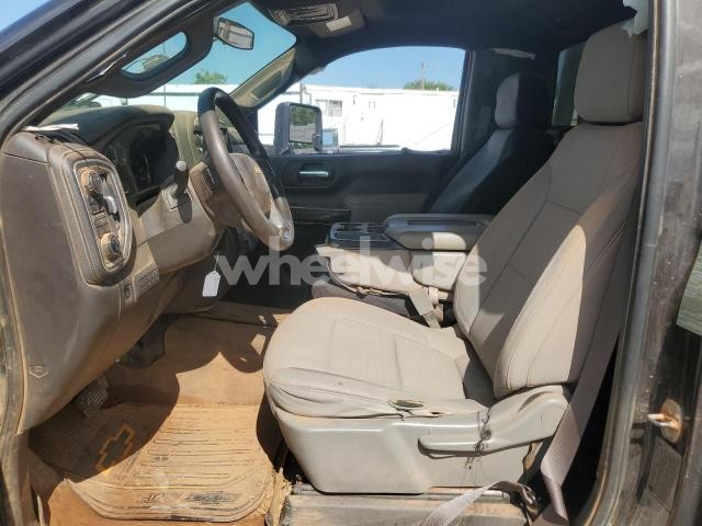 Photo 7 of 2020 CHEVROLET SILVERADO K3500 LT (VIN 3GCPYCEF8LG353267)