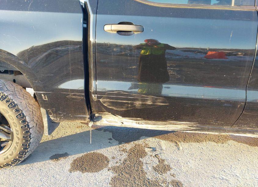 Photo 18 of 2019 Chevrolet Silverado 1500 CUSTOM TRAIL BOSS (VIN 3GCPYCEH7KG121386)