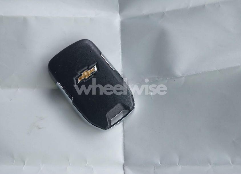 Photo 11 of 2021 Chevrolet Silverado 1500 4WD SHORT BED LT (VIN 3GCPYDEK0MG122805)