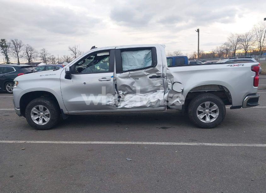 Photo 14 of 2021 Chevrolet Silverado 1500 4WD SHORT BED LT (VIN 3GCPYDEK0MG122805)