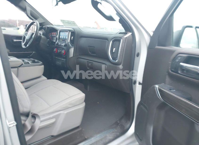 Photo 5 of 2021 Chevrolet Silverado 1500 4WD SHORT BED LT (VIN 3GCPYDEK0MG122805)