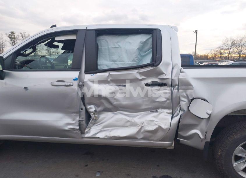 Photo 6 of 2021 Chevrolet Silverado 1500 4WD SHORT BED LT (VIN 3GCPYDEK0MG122805)