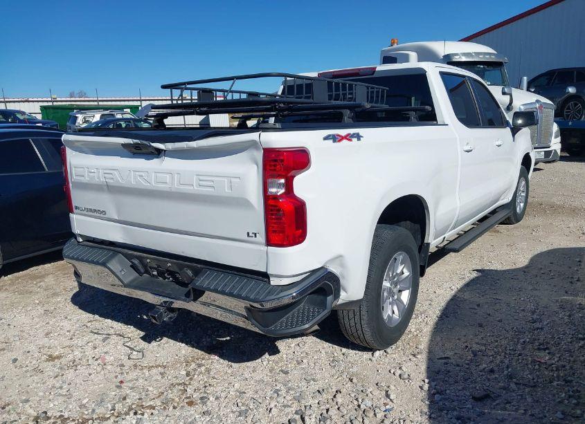 Photo 4 of 2019 Chevrolet Silverado 1500 LT (VIN 3GCPYDEK2KG271102)