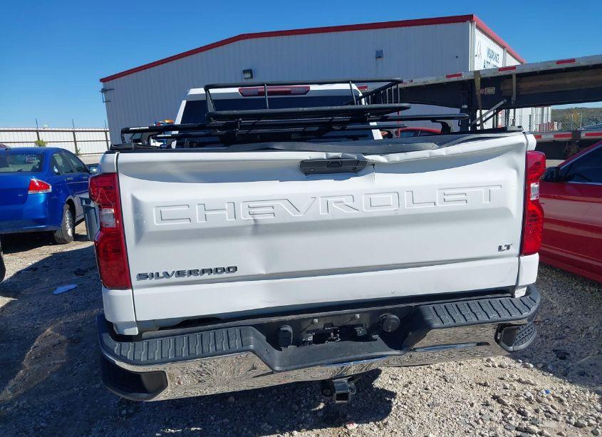 Photo 6 of 2019 Chevrolet Silverado 1500 LT (VIN 3GCPYDEK2KG271102)