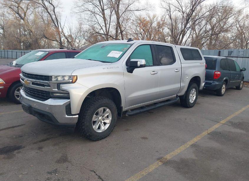 Photo 2 of 2020 Chevrolet Silverado 1500 4WD SHORT BED LT (VIN 3GCPYDEK5LG348854)