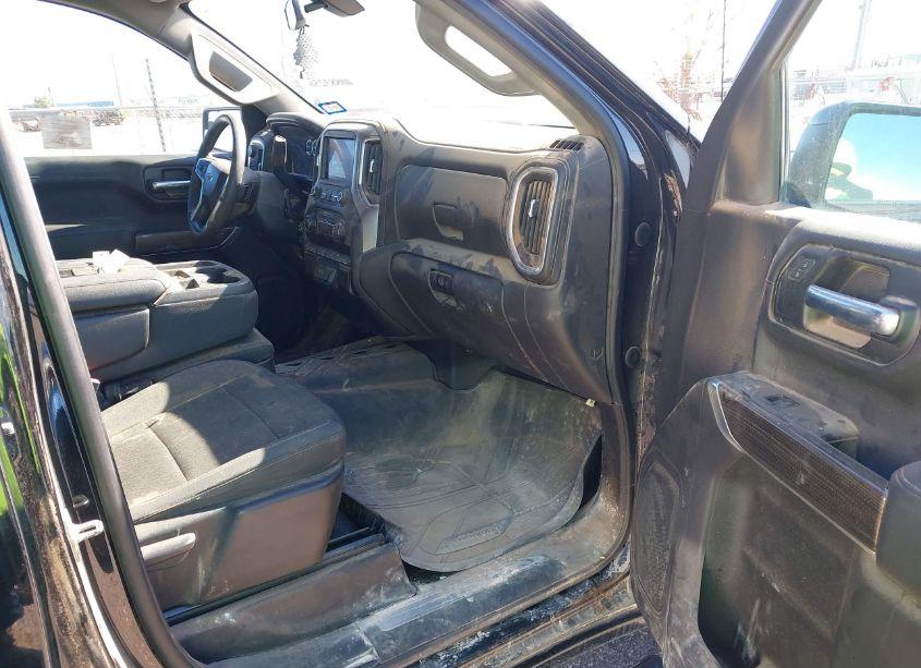 Photo 5 of 2020 Chevrolet Silverado 1500 4WD SHORT BED RST (VIN 3GCPYEEK5LG132590)