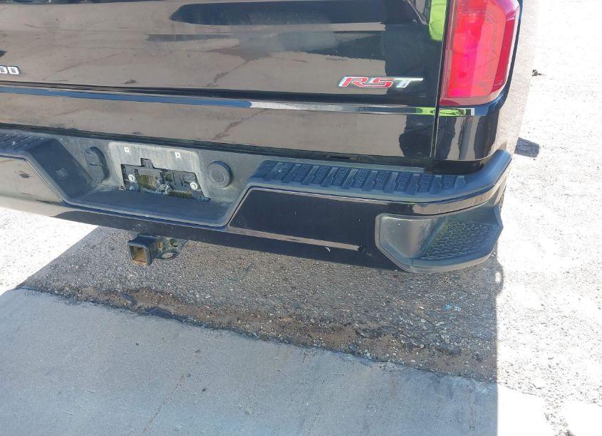 Photo 6 of 2020 Chevrolet Silverado 1500 4WD SHORT BED RST (VIN 3GCPYEEK5LG132590)