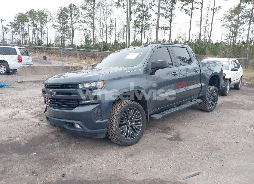 Photo 2 of 2019 Chevrolet Silverado 1500 RST (VIN 3GCPYEEK7KG136798)
