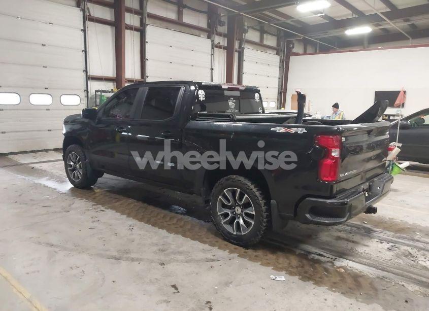 Photo 3 of 2021 Chevrolet Silverado 1500 4WD SHORT BED RST (VIN 3GCPYEEK9MG279819)