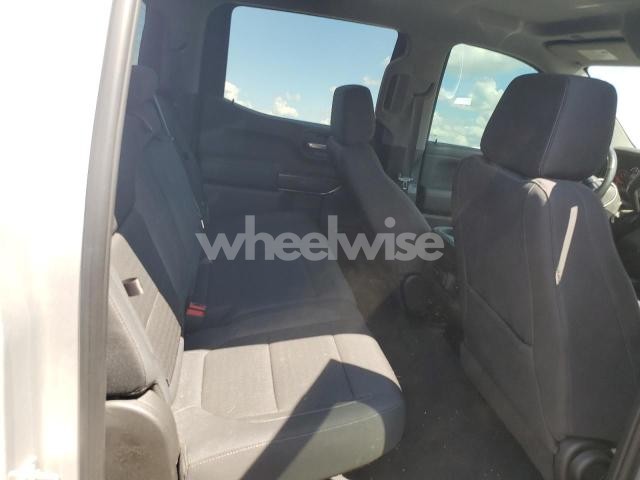 Photo 3 of 2019 CHEVROLET SILVERADO K1500 LT TRAIL BOSS (VIN 3GCPYFED0KG126251)