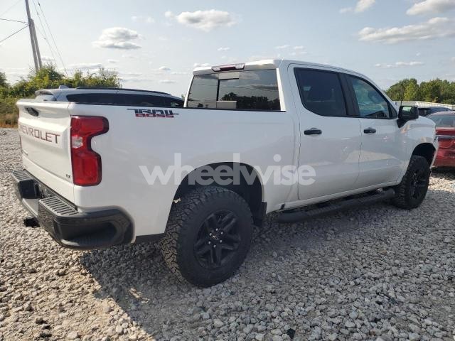Photo 3 of 2020 CHEVROLET SILVERADO K1500 LT TRAIL BOSS (VIN 3GCPYFED0LG354283)