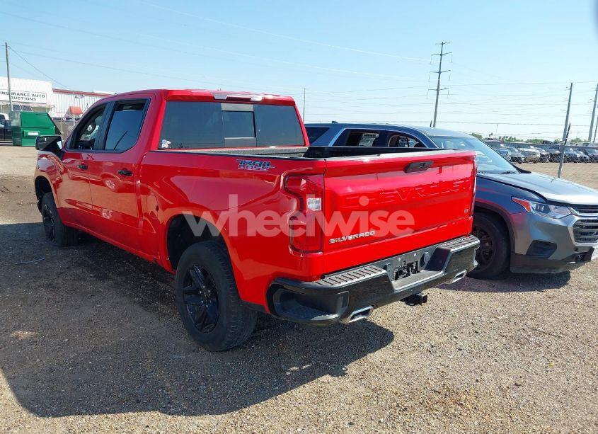 Photo 3 of 2021 Chevrolet Silverado 1500 (VIN 3GCPYFED0MG365141)
