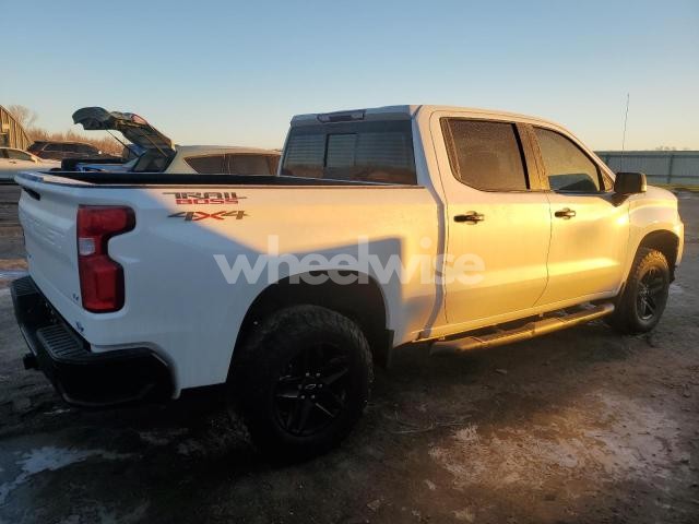 Photo 5 of 2019 CHEVROLET SILVERADO K1500 LT TRAIL BOSS (VIN 3GCPYFED2KG199251)