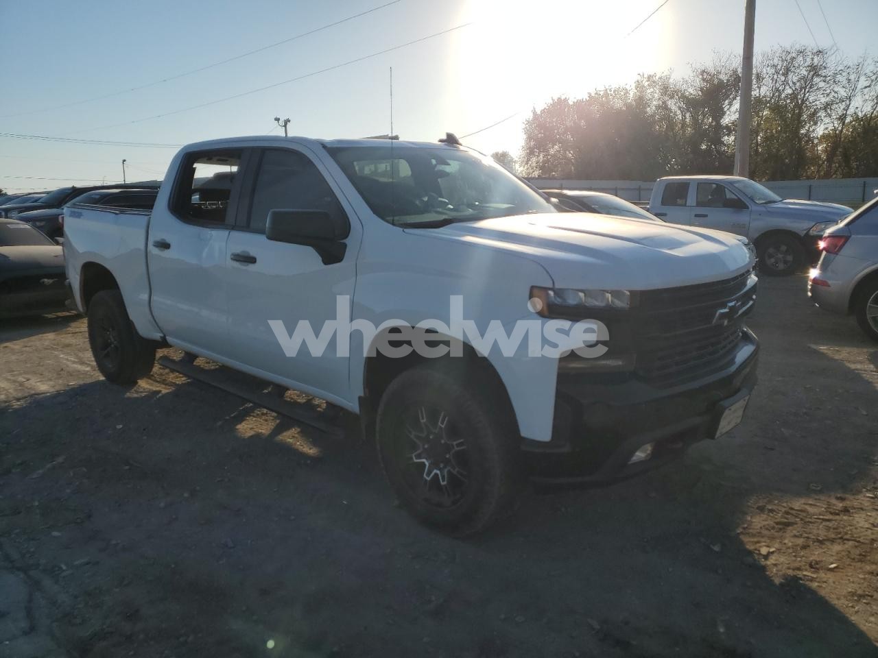 Photo 4 of 2020 CHEVROLET SILVERADO K1500 LT TRAIL BOSS (VIN 3GCPYFED5LG319559)