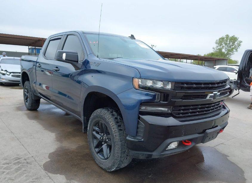 2020 Chevrolet Silverado 1500 4WD SHORT BED LT TRAIL BOSS (VIN 3GCPYFED6LG269285) main photo
