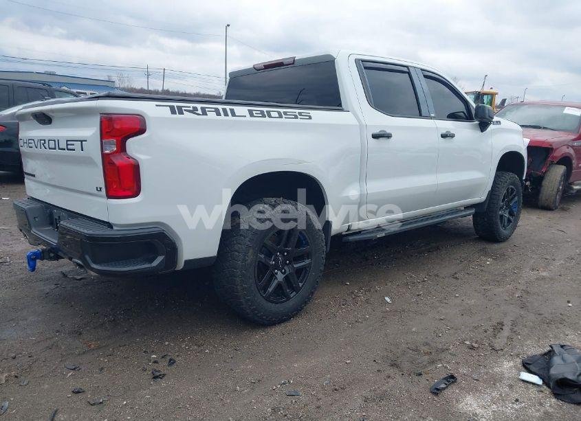 Photo 4 of 2021 Chevrolet Silverado 1500 4WD SHORT BED LT TRAIL BOSS (VIN 3GCPYFED6MG474719)