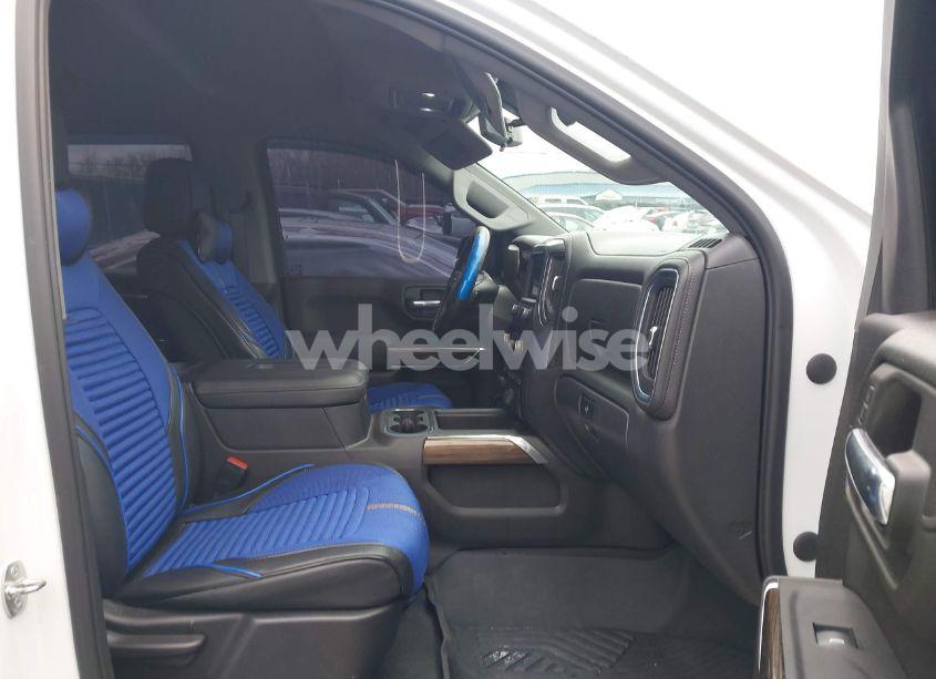 Photo 5 of 2021 Chevrolet Silverado 1500 4WD SHORT BED LT TRAIL BOSS (VIN 3GCPYFED6MG474719)