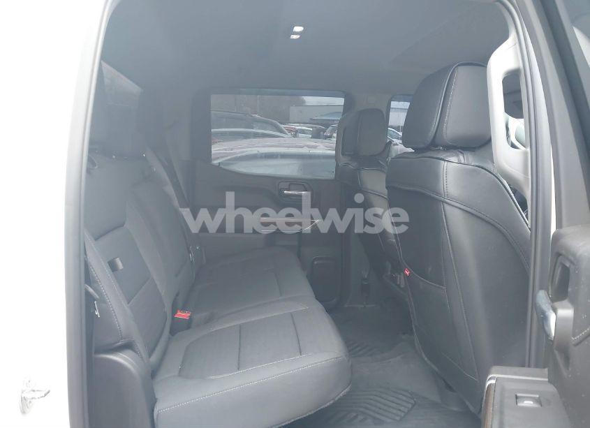 Photo 8 of 2021 Chevrolet Silverado 1500 4WD SHORT BED LT TRAIL BOSS (VIN 3GCPYFED6MG474719)