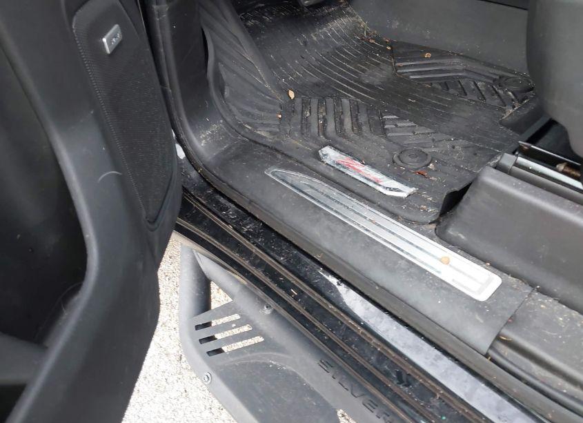 Photo 6 of 2020 Chevrolet Silverado 1500 4WD SHORT BED LT TRAIL BOSS (VIN 3GCPYFED9LG377657)