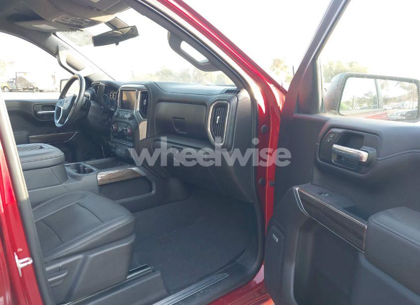 Photo 5 of 2021 Chevrolet Silverado 1500 4WD SHORT BED LT TRAIL BOSS (VIN 3GCPYFED9MG152754)