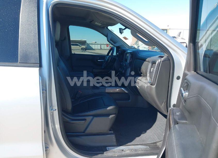 Photo 5 of 2019 Chevrolet Silverado 1500 LT TRAIL BOSS (VIN 3GCPYFEDXKG105441)