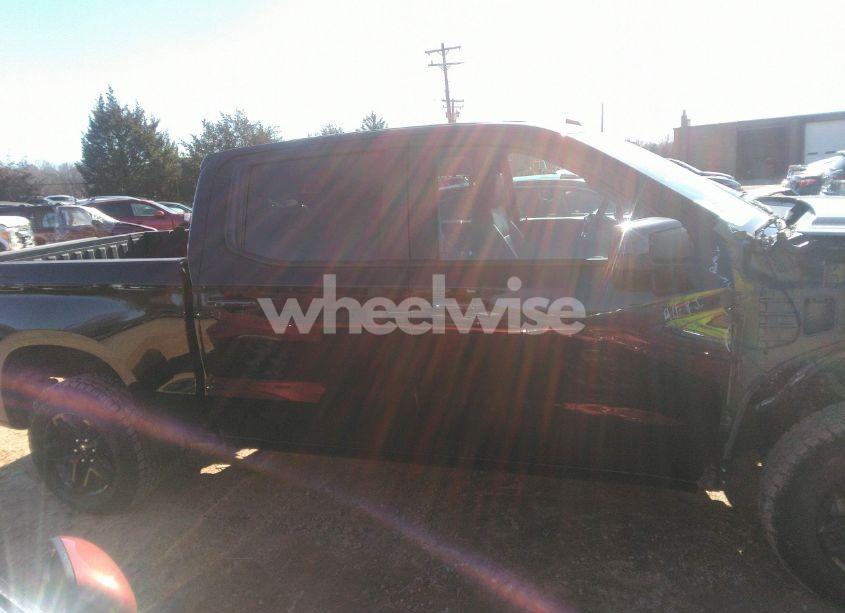 Photo 14 of 2021 Chevrolet Silverado 1500 4WD SHORT BED LT TRAIL BOSS (VIN 3GCPYFEDXMG353904)