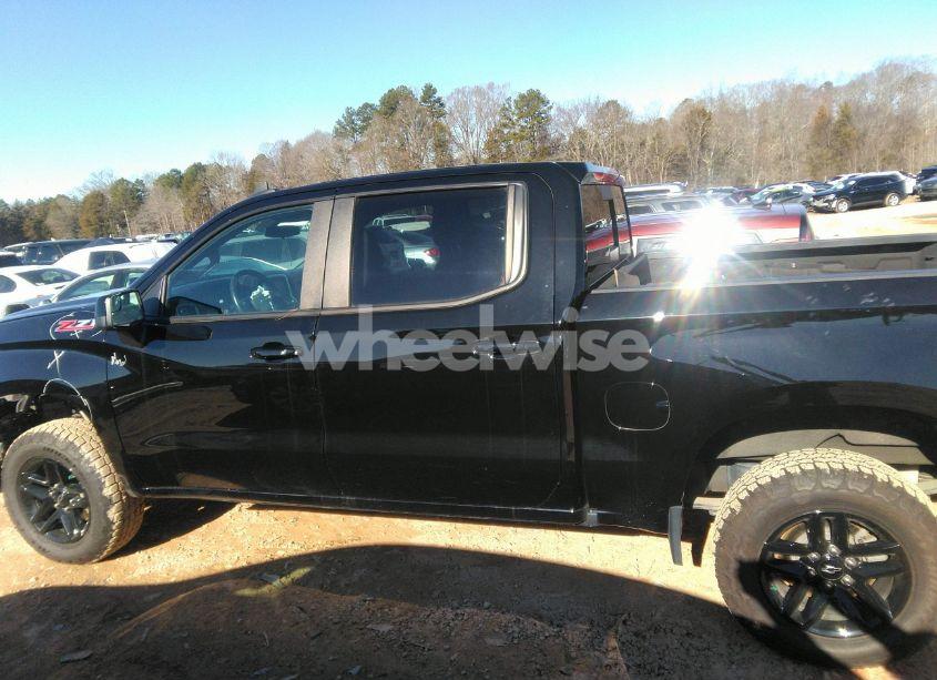 Photo 15 of 2021 Chevrolet Silverado 1500 4WD SHORT BED LT TRAIL BOSS (VIN 3GCPYFEDXMG353904)