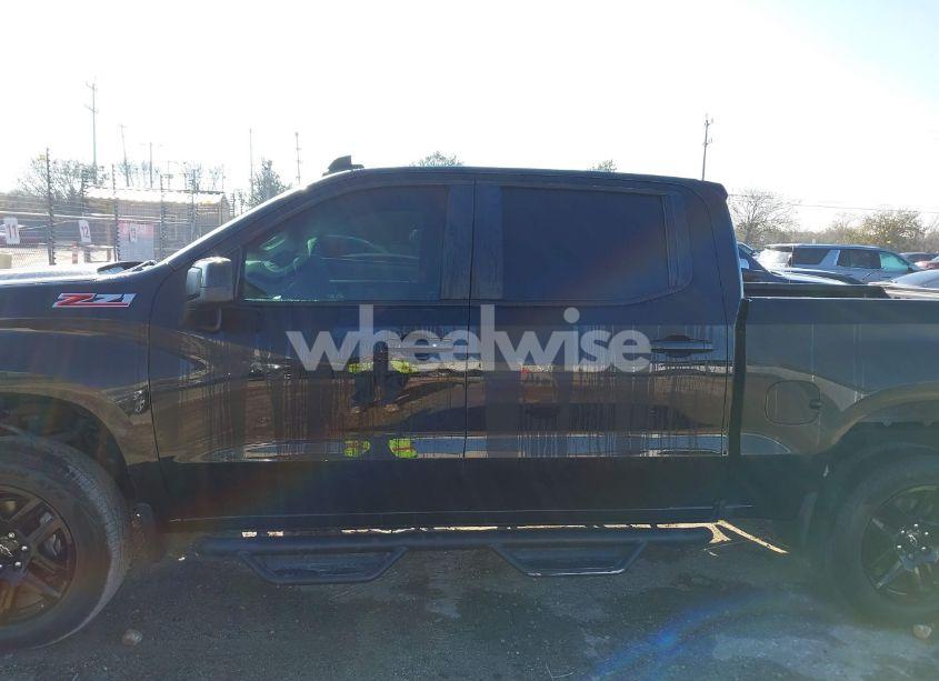 Photo 14 of 2021 Chevrolet Silverado 1500 4WD SHORT BED LT TRAIL BOSS (VIN 3GCPYFEL2MG372535)