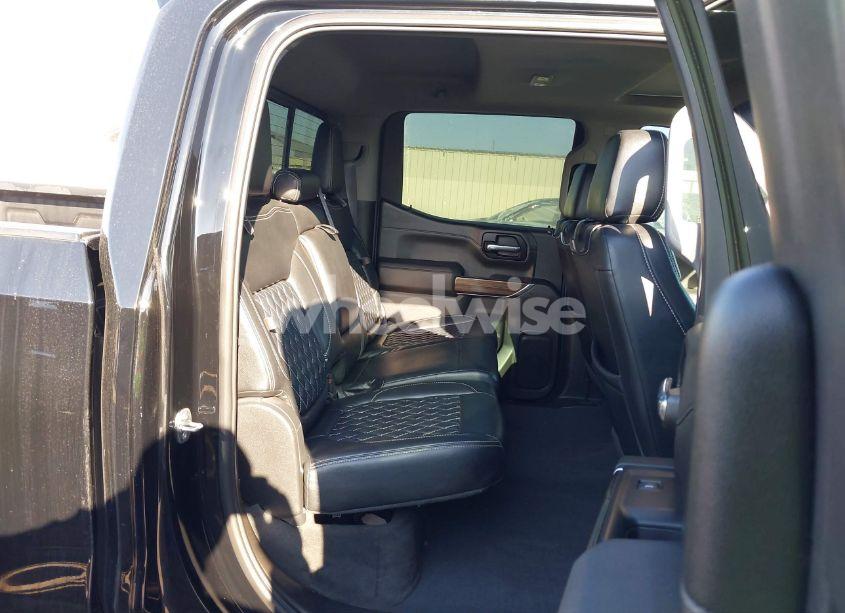 Photo 8 of 2021 Chevrolet Silverado 1500 4WD SHORT BED LT TRAIL BOSS (VIN 3GCPYFEL2MG372535)