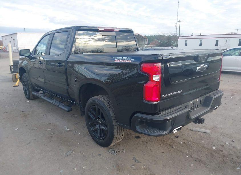 Photo 3 of 2022 Chevrolet Silverado 1500 LTD 4WD SHORT BED LT TRAIL BOSS (VIN 3GCPYFEL2NG161207)