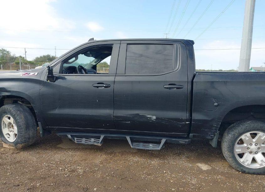 Photo 13 of 2021 Chevrolet Silverado 1500 4WD SHORT BED LT TRAIL BOSS (VIN 3GCPYFEL3MG174109)