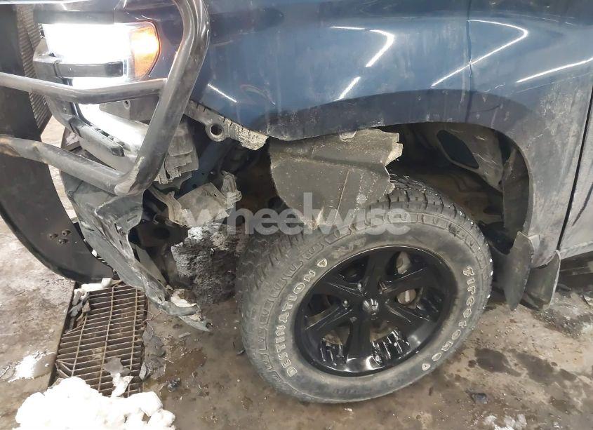 Photo 6 of 2021 Chevrolet Silverado 1500 4WD SHORT BED LT TRAIL BOSS (VIN 3GCPYFEL5MG299421)