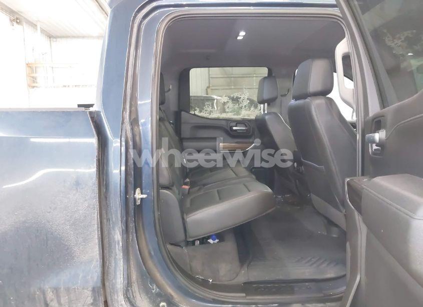 Photo 8 of 2021 Chevrolet Silverado 1500 4WD SHORT BED LT TRAIL BOSS (VIN 3GCPYFEL5MG299421)