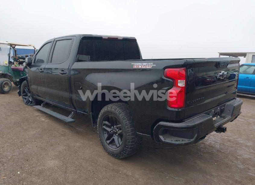 Photo 3 of 2021 Chevrolet Silverado 1500 4WD STANDARD BED LT TRAIL BOSS (VIN 3GCPYFEL6MG354958)
