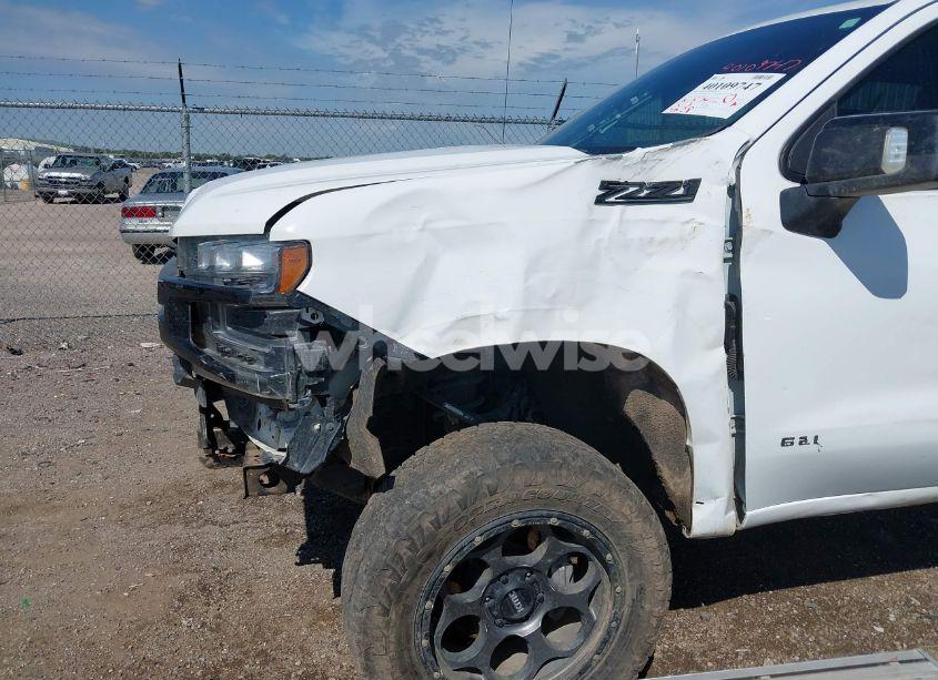 Photo 6 of 2021 Chevrolet Silverado 1500 4WD SHORT BED LT TRAIL BOSS (VIN 3GCPYFEL7MG137063)