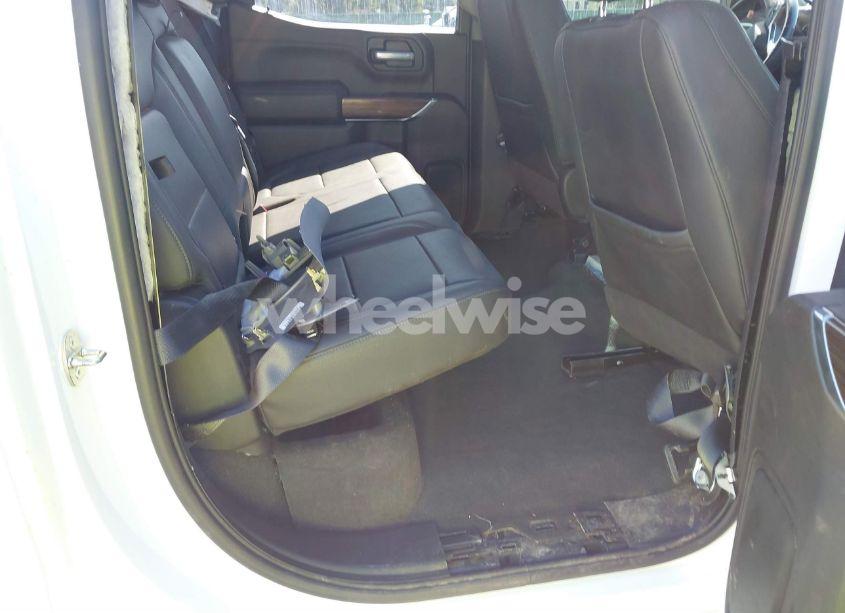 Photo 8 of 2021 Chevrolet Silverado 1500 4WD SHORT BED LT TRAIL BOSS (VIN 3GCPYFEL7MG137063)