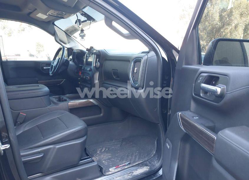 Photo 5 of 2021 Chevrolet Silverado 1500 (VIN 3GCPYFEL9MG112813)