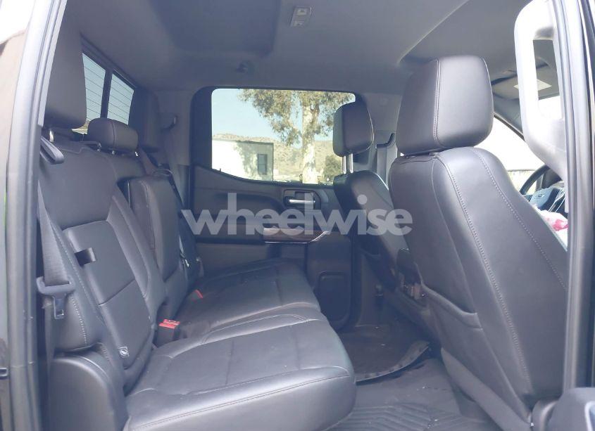 Photo 8 of 2021 Chevrolet Silverado 1500 (VIN 3GCPYFEL9MG112813)