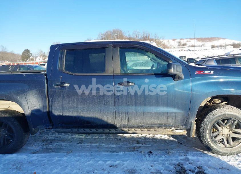 Photo 13 of 2022 Chevrolet Silverado 1500 LTD (VIN 3GCPYFEL9NG210466)